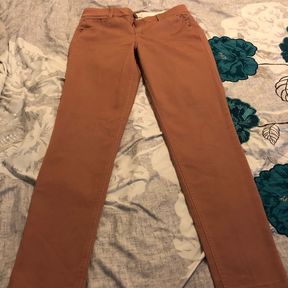 Skinny Jeans a nice light salmon color